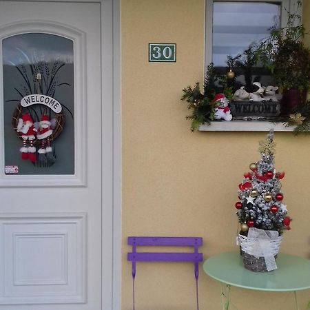 La Ferme De La Velle Bed & Breakfast La Neuvelle-les-Scey Exterior photo