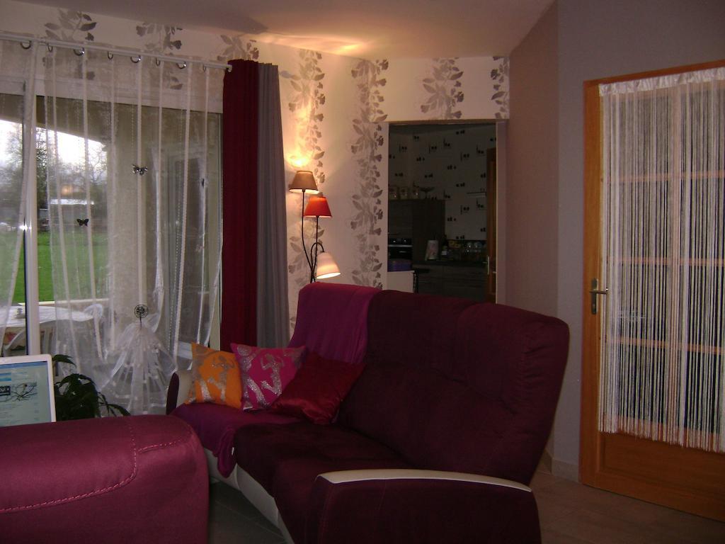 La Ferme De La Velle Bed & Breakfast La Neuvelle-les-Scey Exterior photo