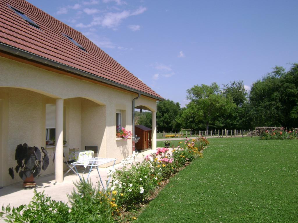 La Ferme De La Velle Bed & Breakfast La Neuvelle-les-Scey Room photo